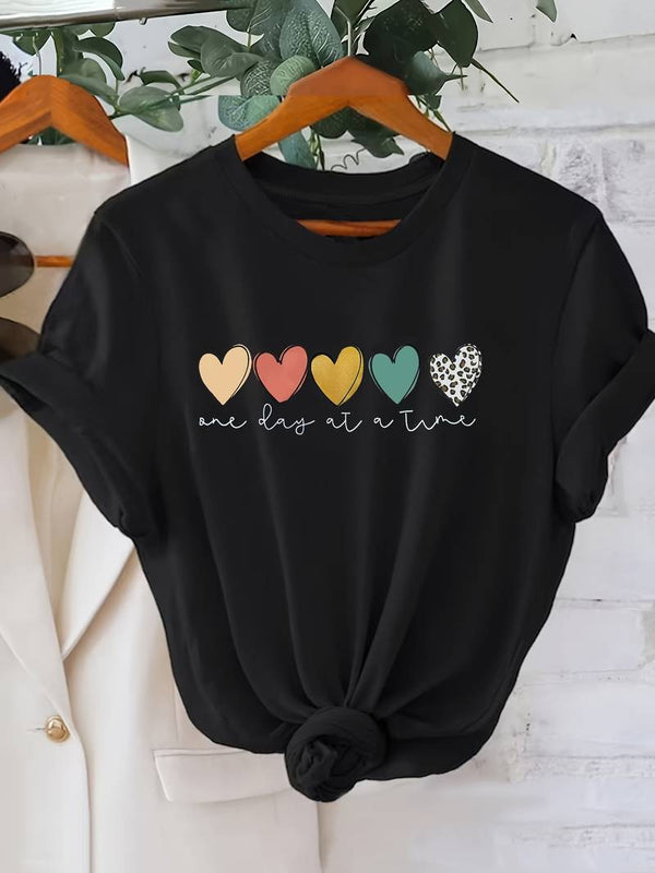 T-shirt femme avec motif cœur - vêtements décontractés doux pour un style quotidien