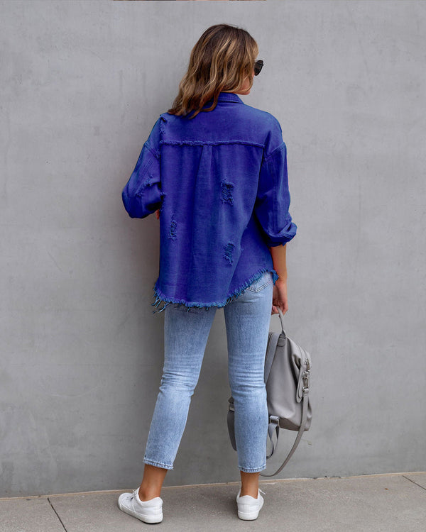Veste en jean femme - couche décontractée avec détails effilochés pour un style polyvalent au quotidien
