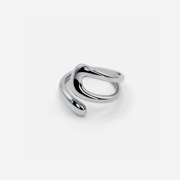 Bague en argent pour femmes au design artistique - accessoire sculptural moderne pour toutes les occasions