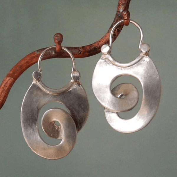 Boucles d'oreilles en argent vintage design spiral - élégantes créoles pour le quotidien et les soirées
