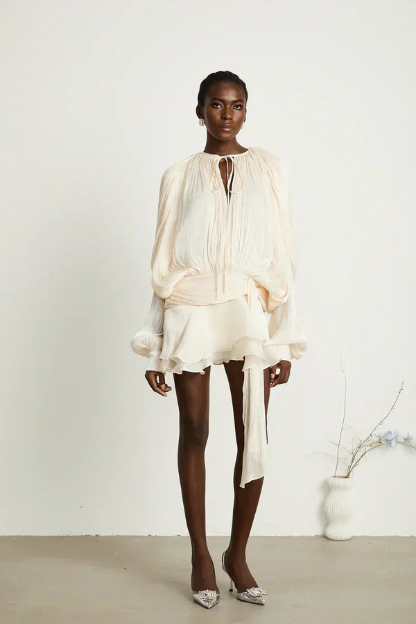 Robe de soirée femme avec manches ballons - silhouette fluide pour les occasions spéciales