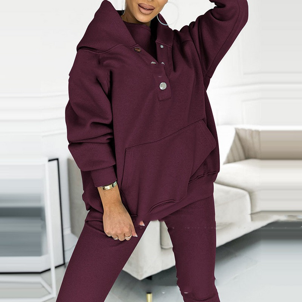 Ensemble de loungewear pour femmes - sweat à capuche douillet et leggings en tissu doux pour des moments décontractés à la maison