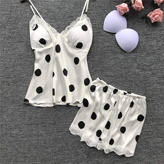 Ensemble de pyjamas en satin doux à pois - set de nuit stylé pour des soirées cosy