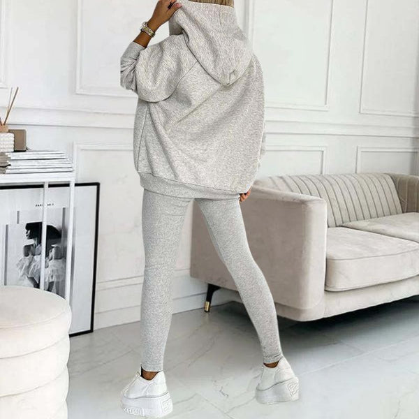Ensemble de loungewear pour femmes - sweat à capuche douillet et leggings en tissu doux pour des moments décontractés à la maison