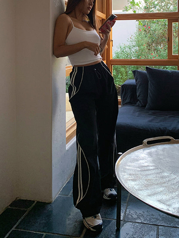 Pantalons cargo noirs pour femmes - coupe décontractée, style casual au quotidien