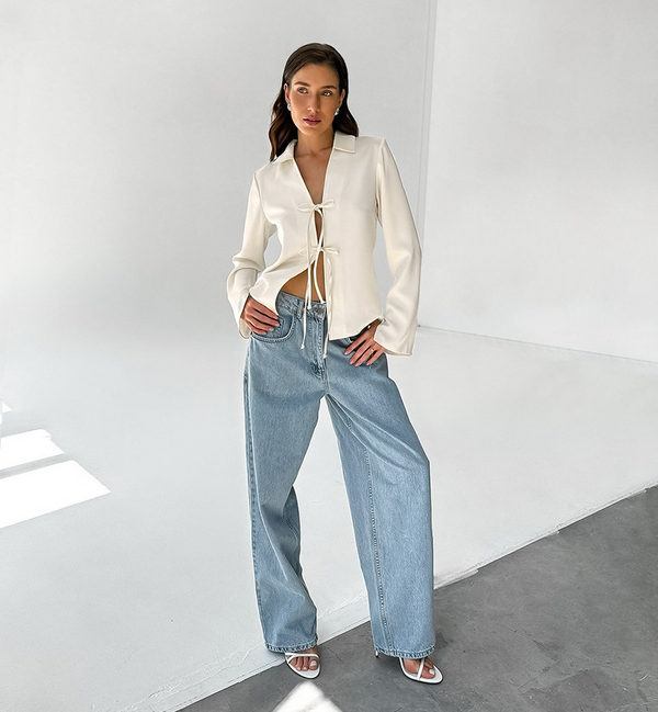 Chemisier satiné à manches longues avec lien - blouse blanche élégante pour femmes