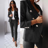 Ensemble blazer et pantalon ajusté pour femmes - tenue professionnelle élégante