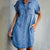 Robe chemise en denim - robe féminine à la coupe décontractée avec poches