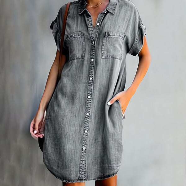 Robe chemise en denim - robe féminine à la coupe décontractée avec poches