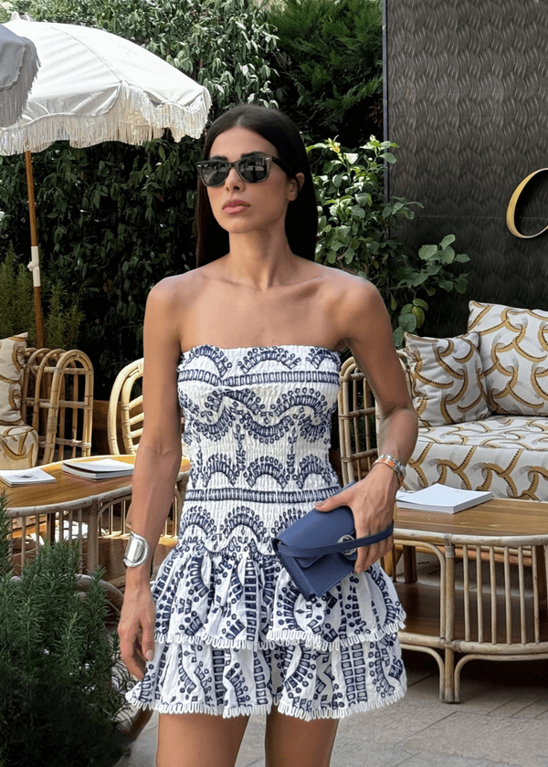 Robe d'été décontractée pour femmes - design superposé frappant en bleu