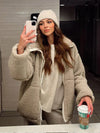 Veste en polaire pour femmes - veste zippée en peluche douce avec poches fonctionnelles pour un look décontracté