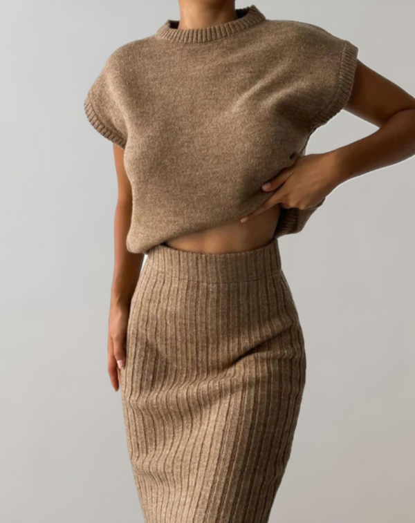 Ensemble coordonné femme en maille côtelée - look décontracté et élégant pour toutes les occasions