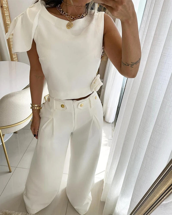 Ensemble femme chic : top court et pantalon large pour vos soirées élégantes - set tendance avec détails originaux sur les épaules