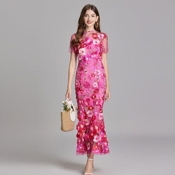 Robe maxi brodée florale pour femmes - élégante tenue de soirée pour occasions spéciales