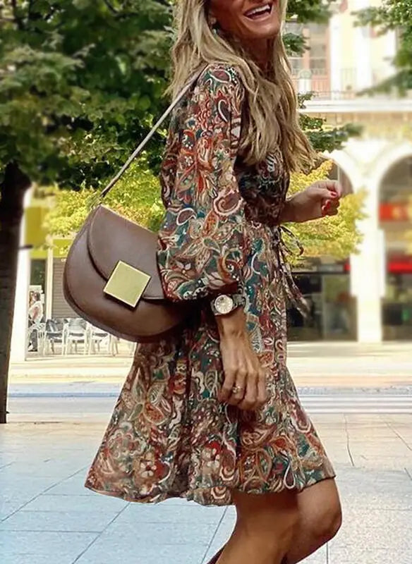 Robe midi décontractée pour femmes - élégante imprimé floral brun à décolleté en v