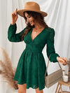 Robe casual femme à fleurs brodées - mini robe verte pour soirées élégantes avec manches longues