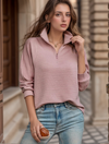 Sweat à capuche zippé pour femmes en rib doux - pull décontracté et stylé pour l’automne et le printemps