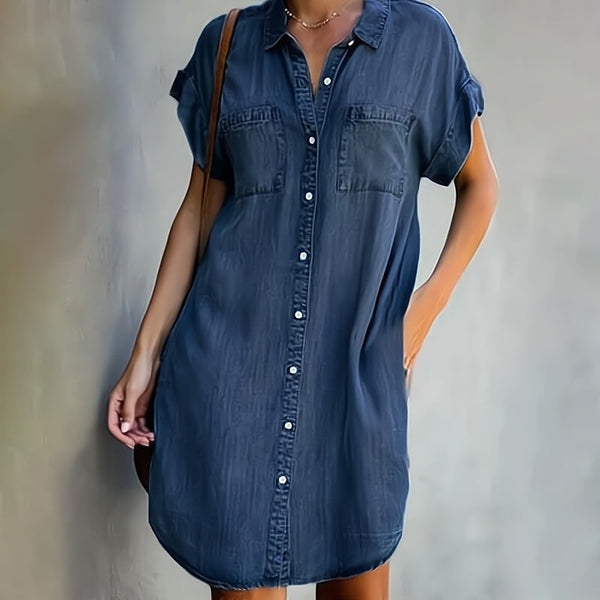 Robe chemise en denim - robe féminine à la coupe décontractée avec poches