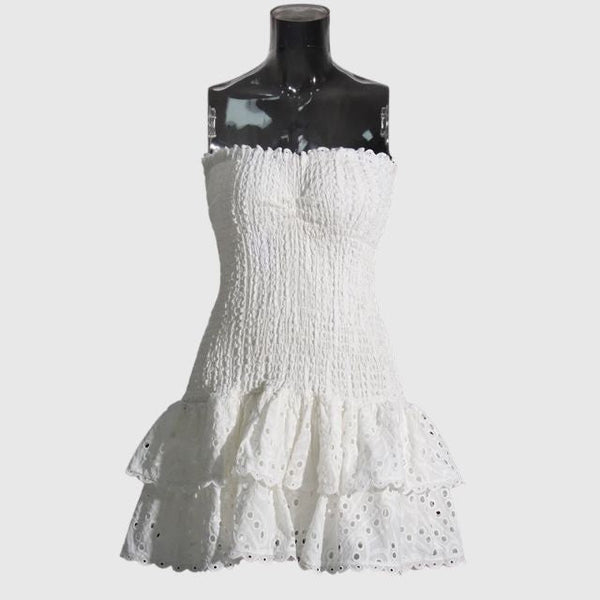 Robe mini décontractée pour femmes - design smocké sans bretelles avec ourlet volanté