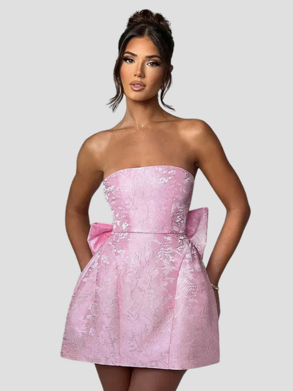 Robe de cocktail pour femmes avec nœud - mini robe chic pour l'été