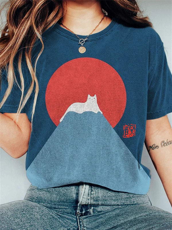 T-shirt en coton femme avec motif chat et montagne - look décontracté pour tous les jours