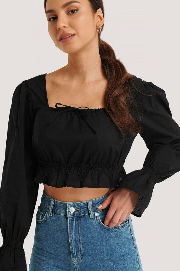 Blouse cropped femme avec ourlet froncé - top polyvalent pour le bureau et les sorties décontractées