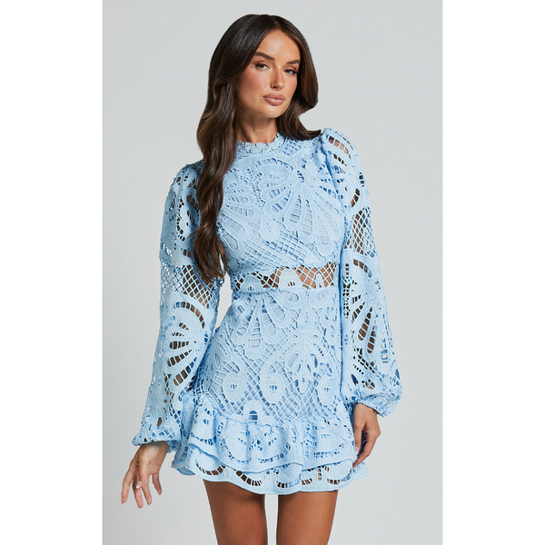 Robe mini en dentelle pour femmes - style élégant à manches longues pour événements spéciaux