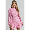 Robe mini en dentelle pour femmes - style élégant à manches longues pour événements spéciaux