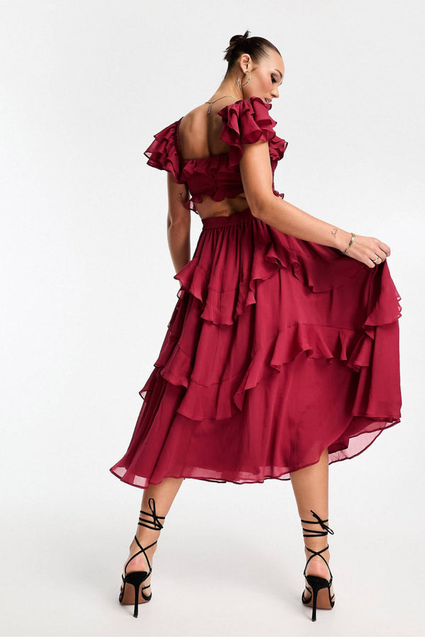 Robe midi femme avec manches en volants - une tenue élégante pour vos occasions spéciales