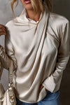 Blouse satin femme élégante beige à manches longues - top drapé chic pour un style polyvalent