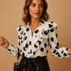 Blouse féminine à volants légère - un top chic pour le bureau