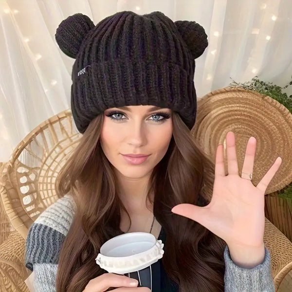 Bonnet tricoté - chapeau pour femmes avec oreilles d’ours