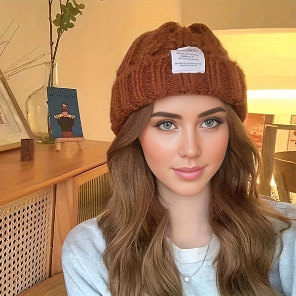 Bonnet tricoté - élégante tuque en maille torsadée pour l'hiver