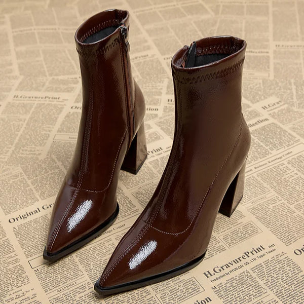 Bottines élégantes pour femmes en marron avec talons