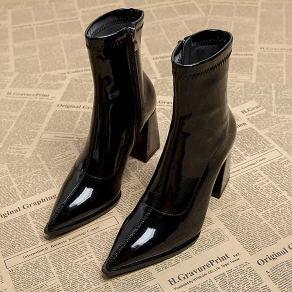 Bottines élégantes pour femmes en marron avec talons