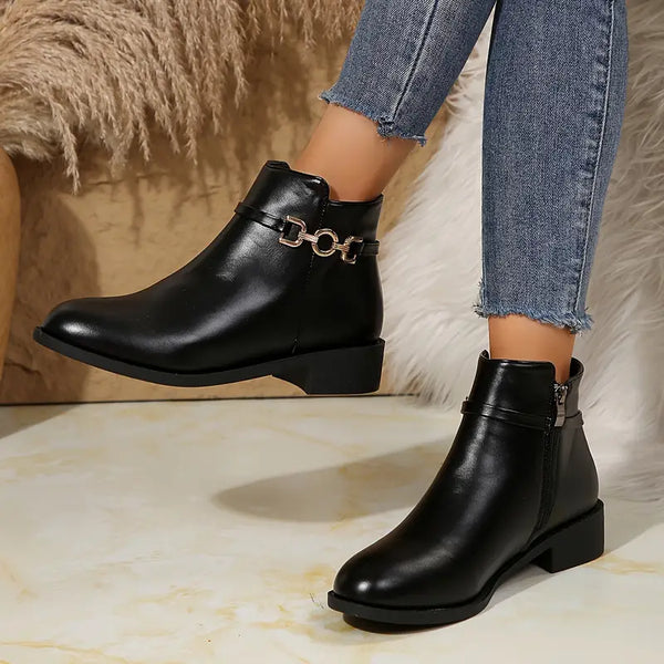 Bottines noires tendance - élégantes avec talon épais et détail zippé