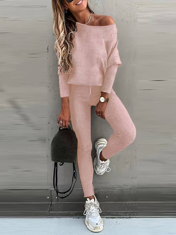 Ensemble de détente femme en 2 pièces - haut côtelé et pantalon pour vos sorties décontractées