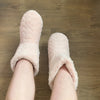 Chaussons en fausse fourrure pour femmes - des chaussettes d’hiver douilletes