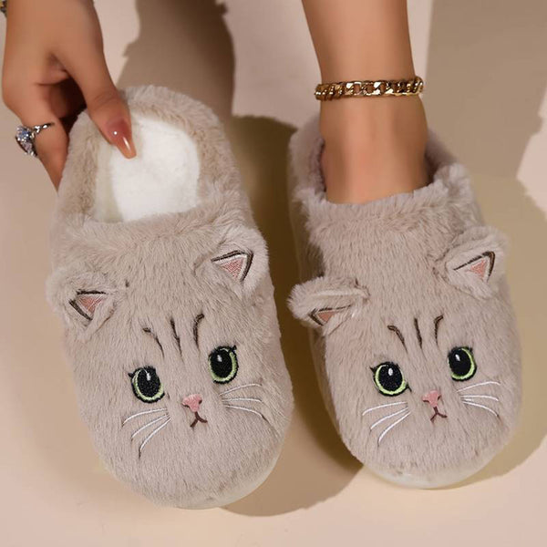 Chaussons en peluche pour femmes - des adorables pantoufles félines