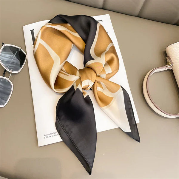 Écharpe en tissu lisse - accessoire chic noir et crème pour femmes