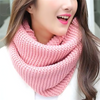 Écharpe en tricot infini - accessoire chaud pour l'hiver féminin