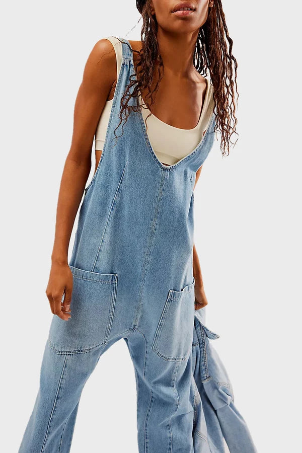 Salopette en denim pour femme - style utilitaire casual, coupe décontractée avec poches pour un usage quotidien