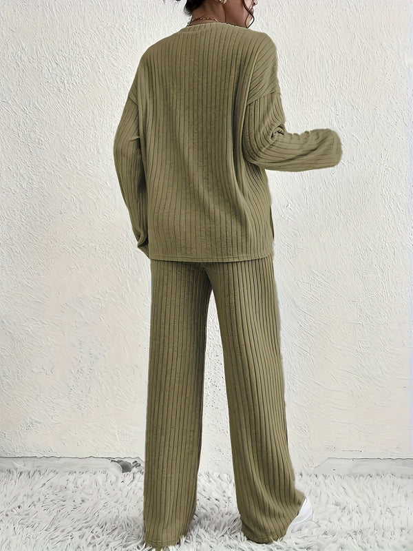 Ensemble de détente à rayures en 2 pièces - tenue de pyjama élégante pour femmes