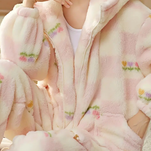 Ensemble de loungewear en polaire rose - pyjama cosy pour dames