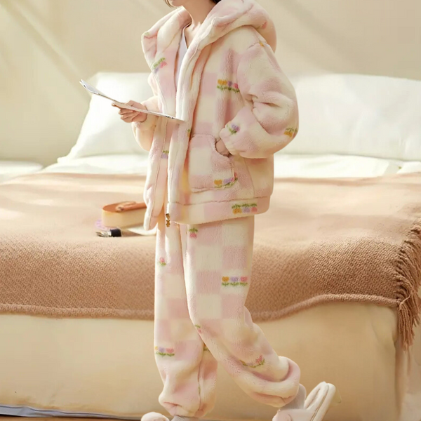 Ensemble de loungewear en polaire rose - pyjama cosy pour dames
