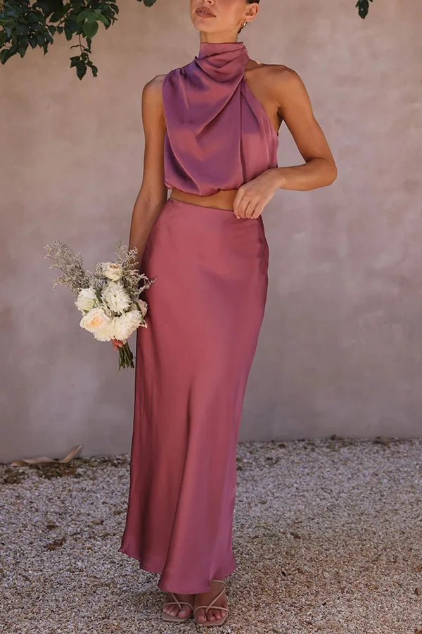 Ensemble en satin 2 pièces - top court sophistiqué et jupe maxi