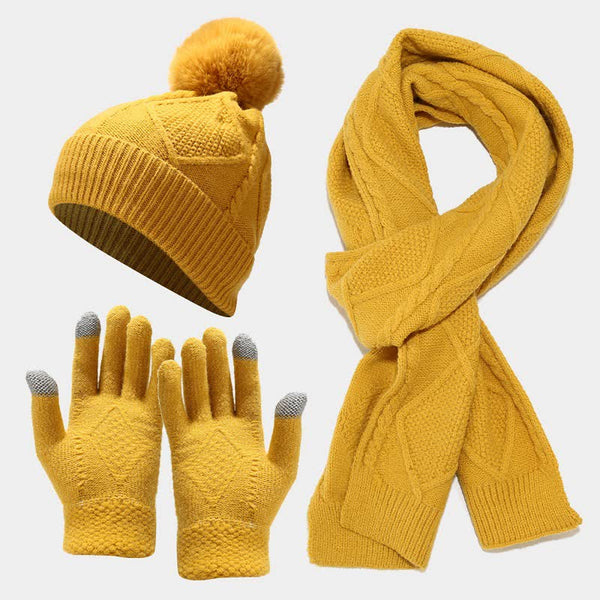 Ensemble tricoté 3 pièces - bonnets, écharpe et gants tendance pour femmes