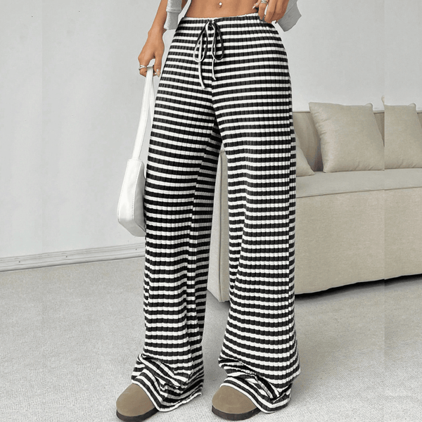 Pantalons de loisirs femme - lounge wear doux avec design évasé pour les journées décontractées
