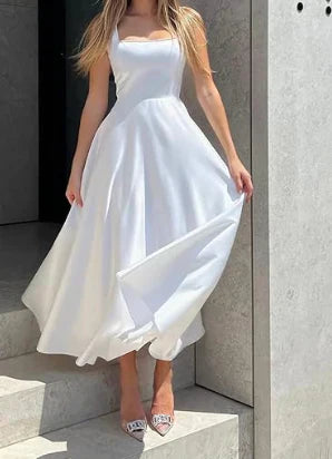 Robe midi sophistiquée - tenue élégante pour femmes