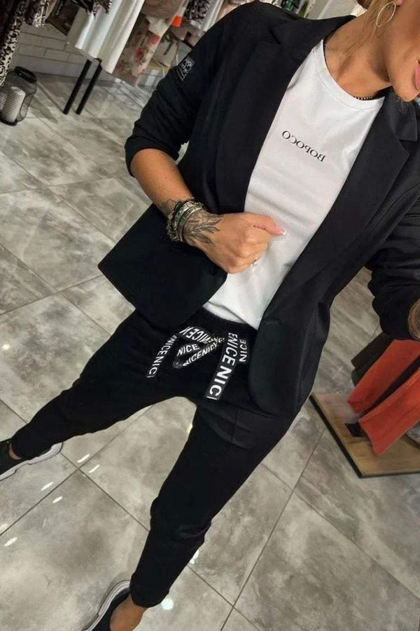 Ensemble tailleur blazer et pantalons ajustés pour femmes - tenue de bureau élégante